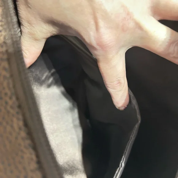 Brown Leather Men's backpack w/ back side zipper compartment. - Picture 2 of 6